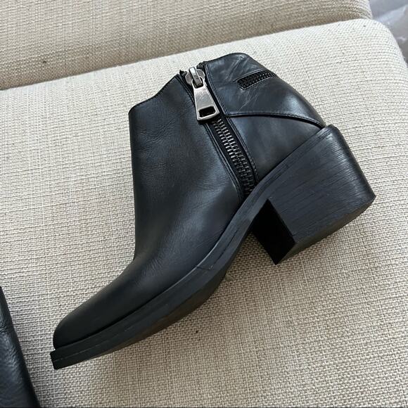 SENSO Quail Black Leather Zipper Ankle Booties - Picture 3 of 8